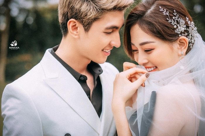 Màn thể hiện đầy ngọt ngào của cặp đôi diễn viên Bình An và á hậu Phương Nga