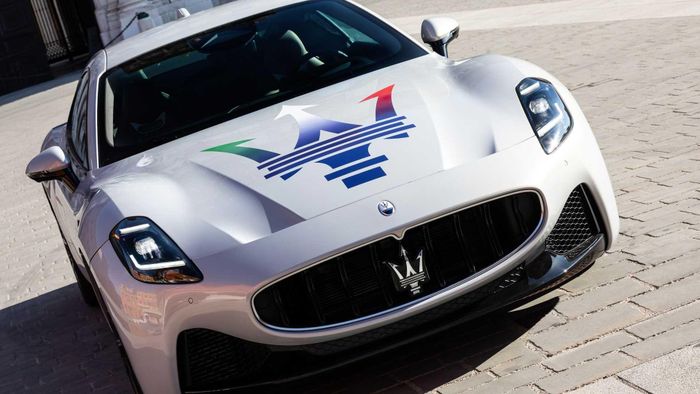  Có thể mẫu xe mới sẽ có mức hiệu suất tương đương Maserati Grecale, công suất 523 mã lực và mô-men xoắn 620 Nm. 