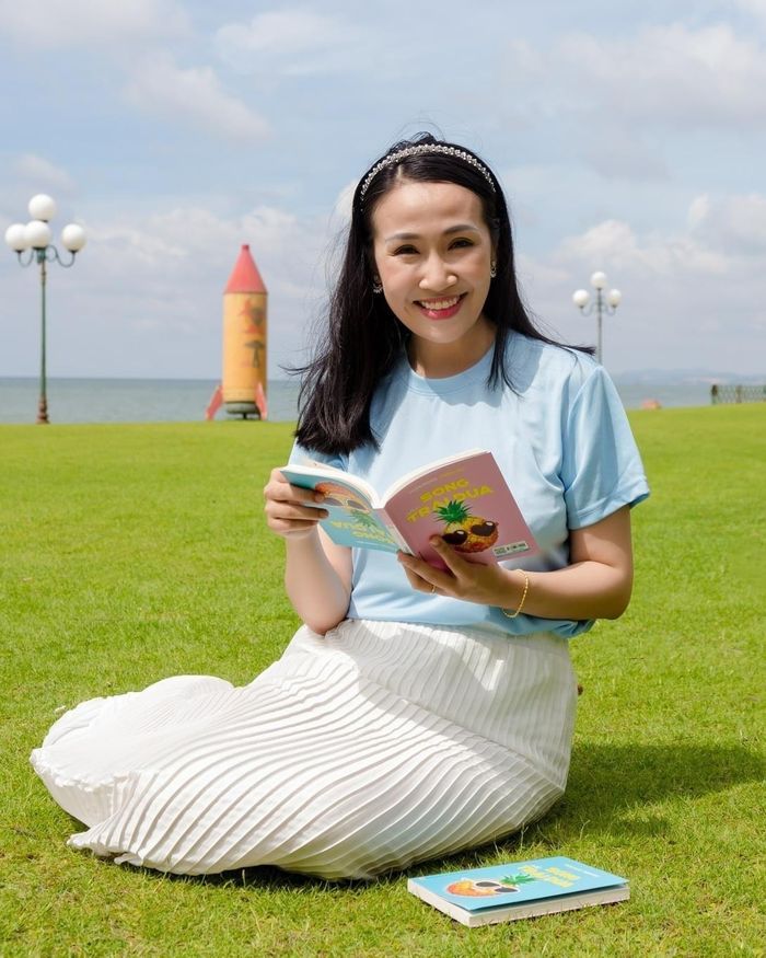 Cây bút Thiên Phong và Thu Trang. Ảnh: NXB Tổng hợp TP.HCM.