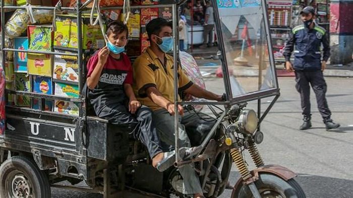 Một xe chở hàng di chuyển trên đường phố Palestine. (Nguồn: worldbank.org)