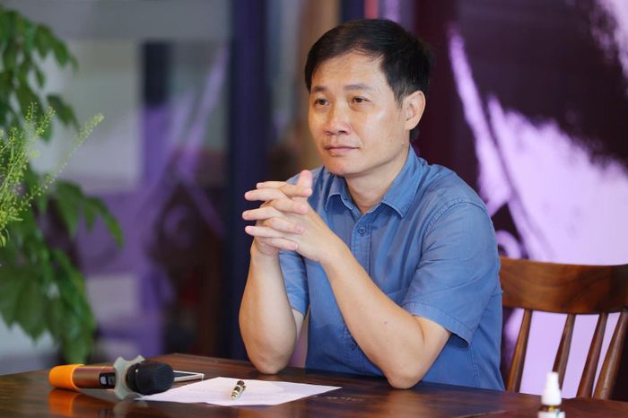 Nhà nghiên cứu âm nhạc Nguyễn Quang Long