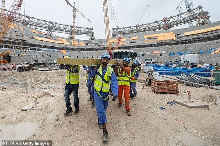 Anh đã thông báo rằng công nhân nhập cư sẽ được mời đến cơ sở World Cup của họ ở Qatar. Ảnh: FIFA 