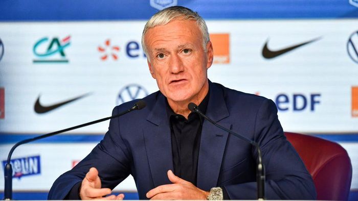 HLV Pháp - Didier Deschamps phải đối mặt với một danh sách cầu thủ bị chấn thương trong bối cảnh xảy ra vụ bê bối của Pogba