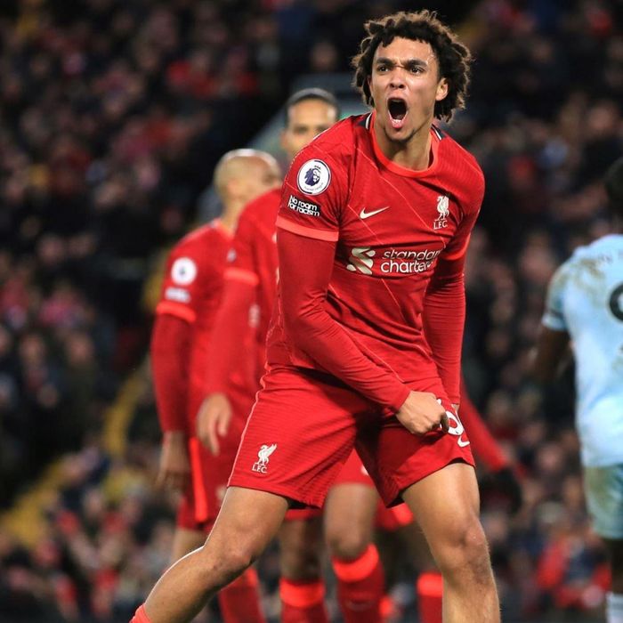 Arnold đã có khởi đầu một mùa giải đầy khó khăn cùng Liverpool