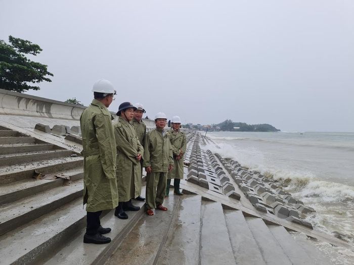 Kè chống sạt lở được xây dựng ở thôn Phước Thiện cơ bản hoàn thành đã góp phần tích cực trong việc chống sạt lở, xâm thực, bảo vệ tài sản của người dân.