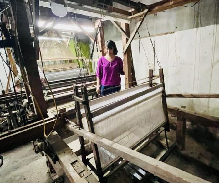 Người La Khê còn mấy ai mặn mà bên máy dệt the…