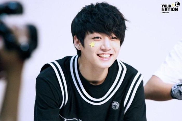 Jungkook năm 15 tuổi đã biết "thả thính" fan