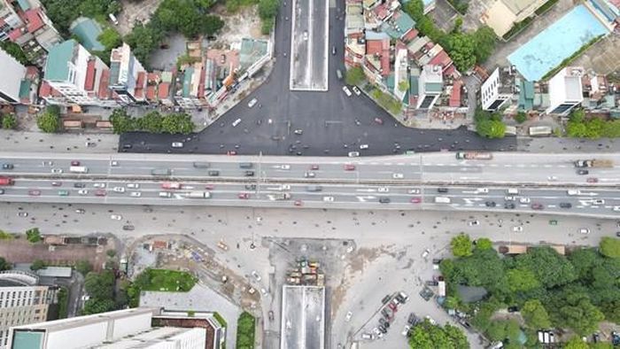  Sau khi hầm chui Lê Văn Lương – Vành đai 3 được xây dựng xong, nút giao sẽ có tổng cộng 10 làn xe theo hướng Lê Văn Lương - Tố Hữu và ngược lại, thay vì 8 làn xe như hiện nay, góp phần giải quyết xung đột giao thông tại nút giao Lê Văn Lương - Khuất Duy Tiến - Tố Hữu, từng bước hoàn chỉnh hệ thống hạ tầng giao thông Thủ đô.