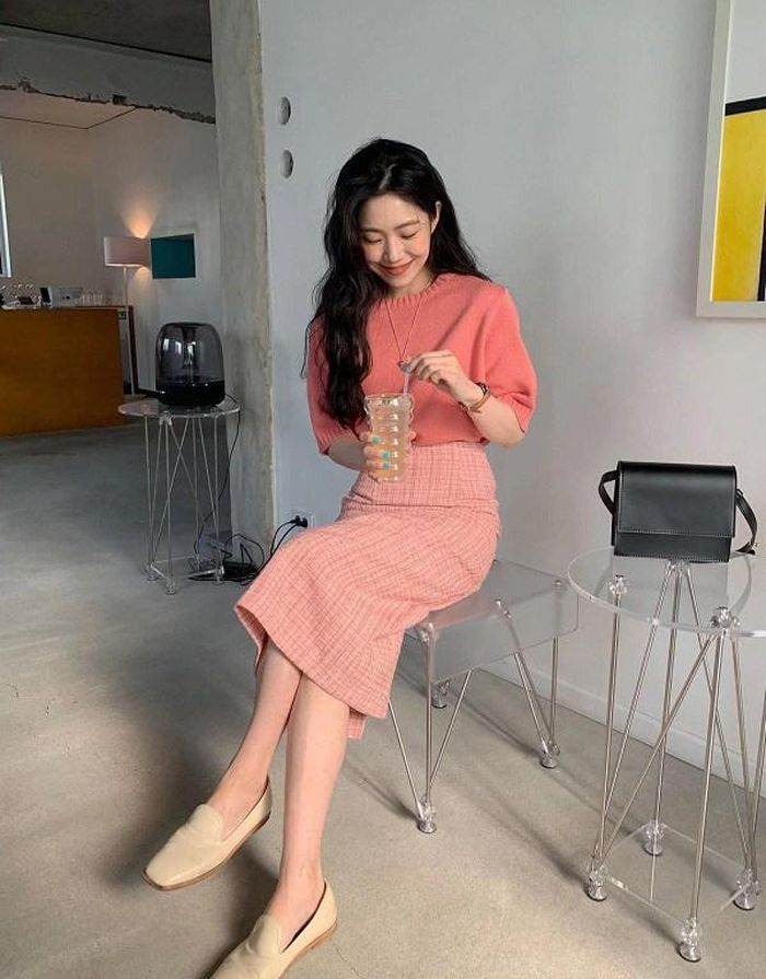 Áo len cộc tay vừa chuẩn mốt lại không khiến chị em có cảm giác bí bách.