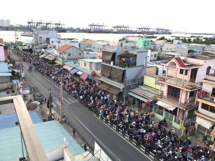  Trong 9 tháng đầu năm 2022, phà Cát Lái phục vụ 13 triệu lượt hành khách. Ảnh: Quỳnh Trang. 