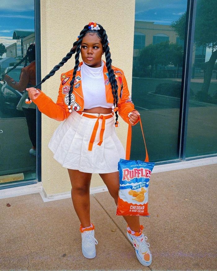 Những chiếc túi xách lấy cảm hứng từ đồ ăn của Jada Holmes. Ảnh: @afropuffjada.