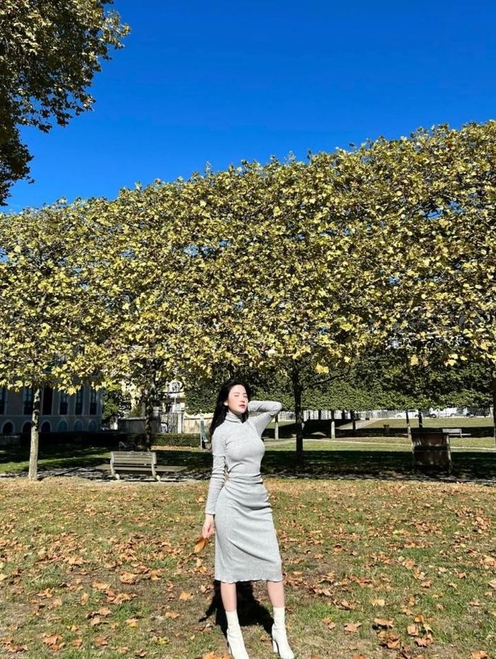 Chu Thanh Huyền có gu ăn mặc thời trang khá ấn tượng.