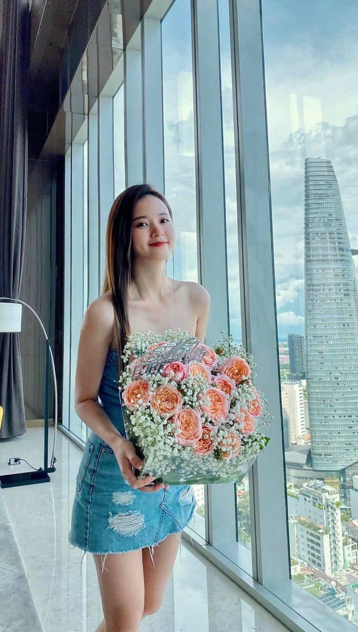 Midu khoe visual trong trẻo, đón sinh nhật tuổi 33