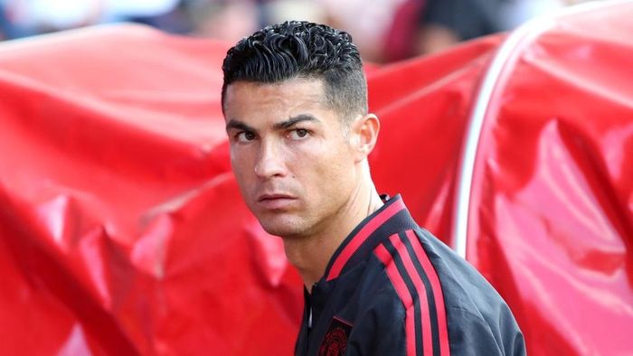 Evra lên tiếng bênh vực Ronaldo. Ảnh: Sky Sports.