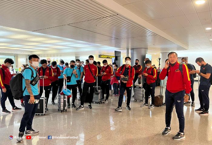 Đội tuyển futsal Việt Nam về nước. ảnh VFF