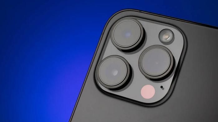 Nâng cấp về camera là một trong những thay đổi đáng giá nhất trên iPhone 14 Pro. Đây cũng là lần đầu tiên smartphone của Apple sở hữu một cảm biến có độ phân giải cao, lên đến 48 MP.