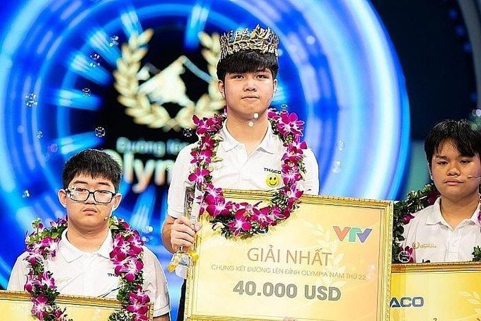 Đặng Lê Nguyên Vũ, học sinh Trường THPT Bắc Duyên Hà (Thái Bình) trở thành quán quân Đường lên đỉnh Olympia năm 2022. Nguồn: Internet