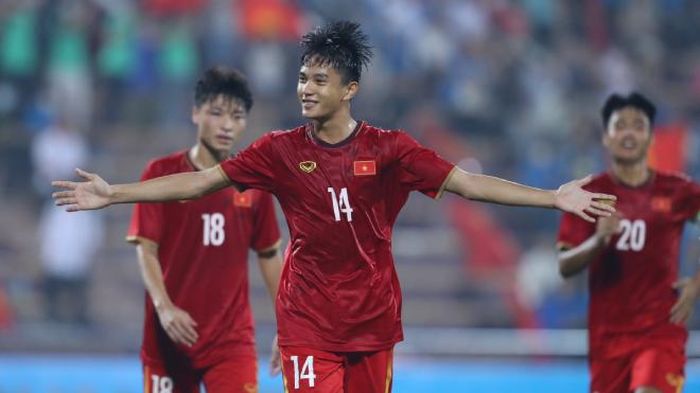 U17 Việt Nam vs U17 Thái Lan (19h00). ảnh Hoàng Linh