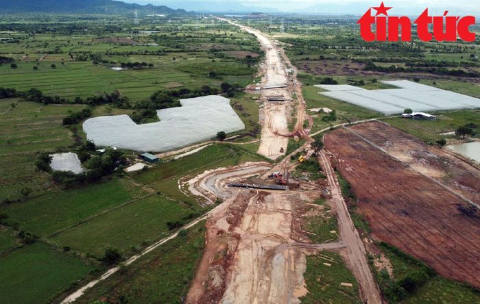 Tăng cường giám sát tiến độ cao tốc Bắc Nam giai đoạn I 2017 - 2020.