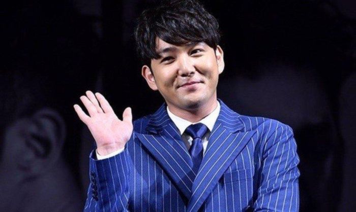 và Kangin, hai thành viên bị xem là "ngón tay bị thương" của nhóm nhạc