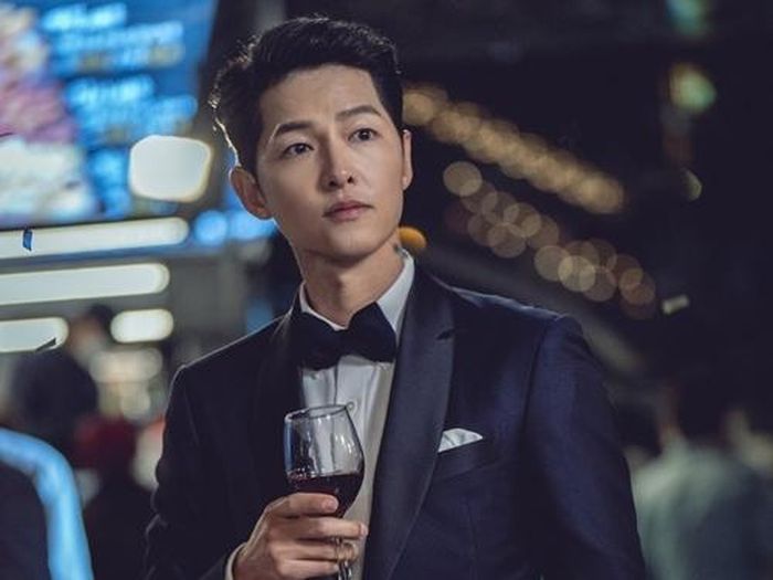Song Jong Ki trong phim "Vincenzo"