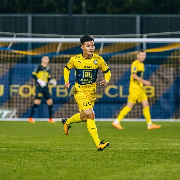 Quang Hải có thêm sự tự tin sau bàn thắng đầu tiên ghi cho Pau FC tại Ligue 2. Ảnh: Pau FC