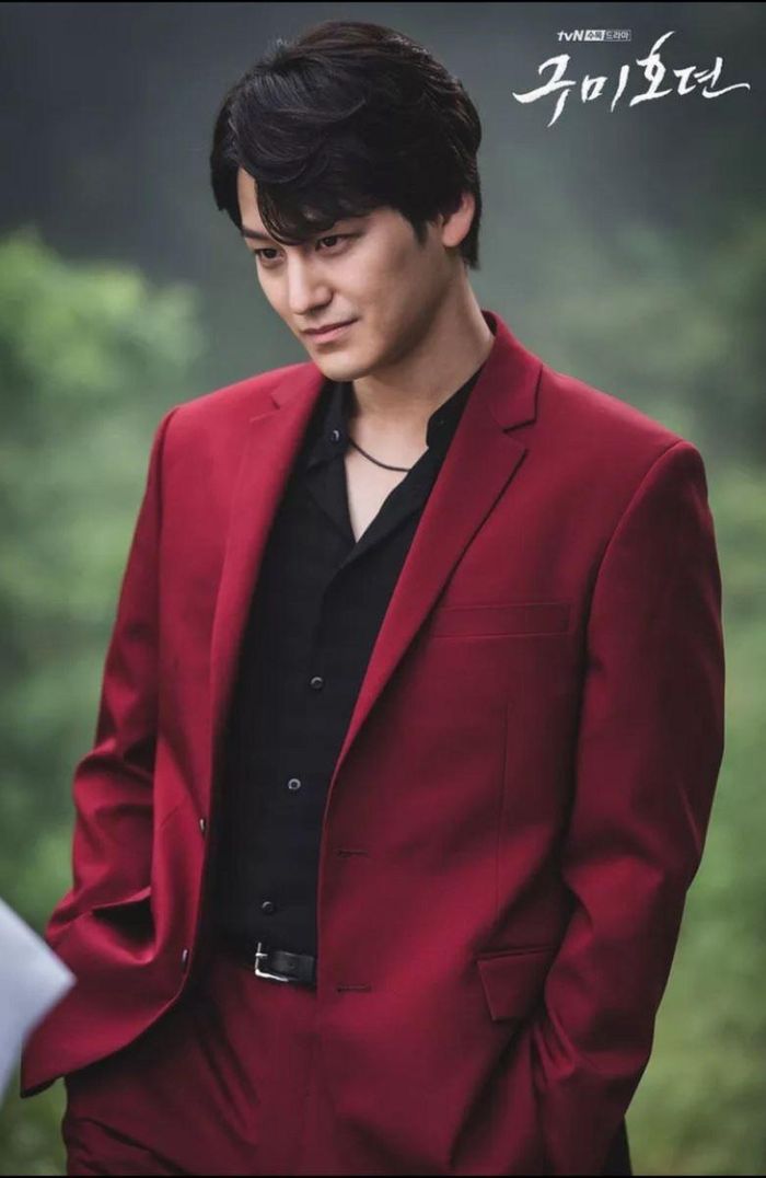 Kim Bum với vai diễn phản diện Lee Rang trong "Bạn trai tôi là Hồ ly"