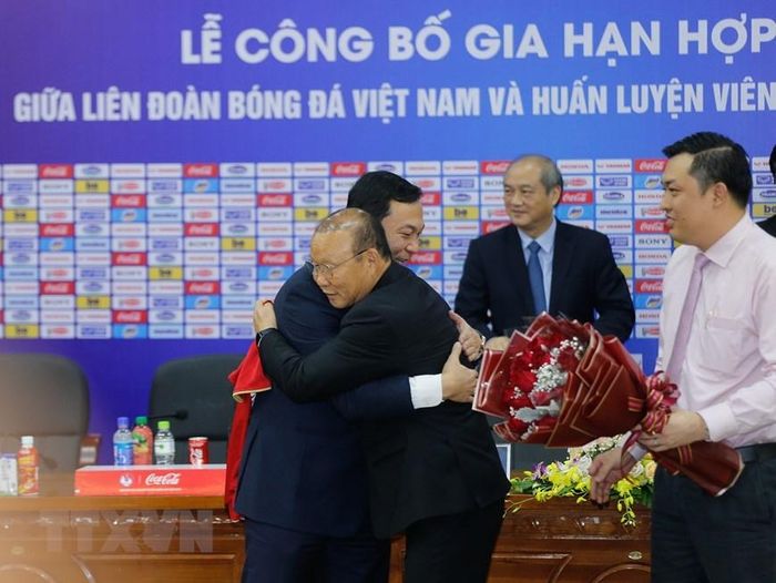 Cuộc vui nào cũng có lúc tàn, hợp tan là chuyện tự nhiên trong đời? 