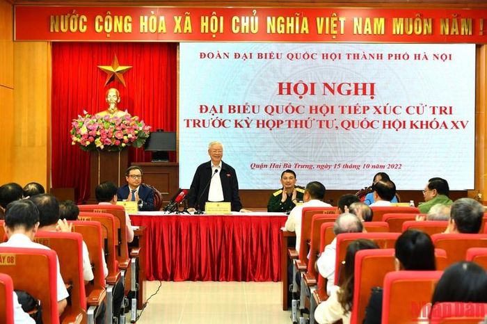 Quang cảnh Hội nghị tiếp xúc cử tri đơn vị bầu cử số 1, Thành phố Hà Nội. (Ảnh ĐĂNG KHOA)
