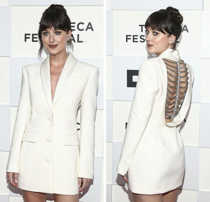 Dakota Johnson
