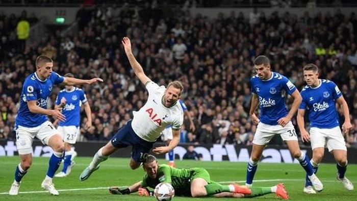 Sai lầm của thủ thành Jordan Pickford tạo nên khác biệt của trận đấu. Ảnh: Getty Images