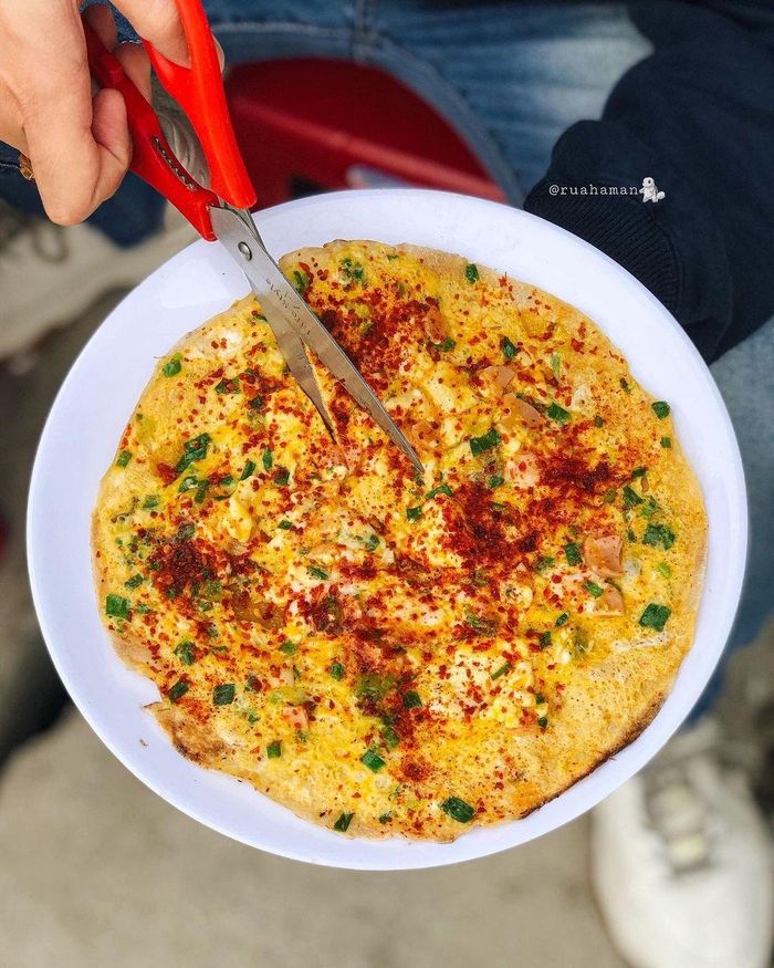Bánh tráng nướng Đà Lạt. Ảnh: @ruahaman