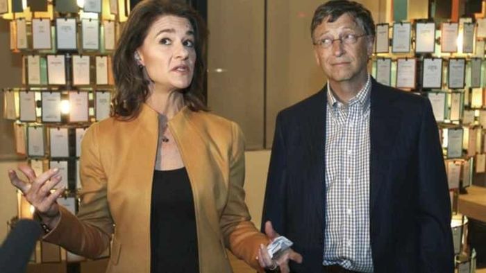  Tuy đây là mơ ước của nhiều người nhưng vợ cũ của Bill Gates, bà Melinda, lại cảm thấy ngôi nhà này không phải nơi ở lý tưởng. Bà cho biết từng trải qua một "cuộc khủng hoảng nhỏ" để thích ứng với ngôi biệt thự lộng lẫy này. “Đây là giấc mơ của những kẻ độc thân nhưng lại là ác mộng của những nàng dâu mới”, bà chia sẻ với Fortune vào năm 2018. Melinda nói rằng Xanadu 2.0 chứa đầy phần mềm và những màn hình công nghệ cao, khiến bà cảm thấy như đang sống ở một thế giới trò chơi. Ảnh: Reuters. 