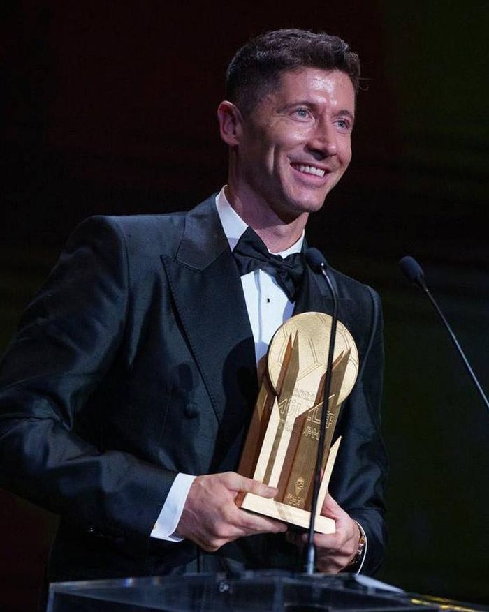 Robert Lewandowski có năm thứ 2 liên tiếp nhận giải thưởng Gerd Muller