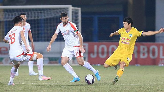 HAGL của Công Phượng đang biến mình thành "kho điểm" ở V-League 2022 với chuỗi 8 trận hòa và thua. Ảnh: VPF