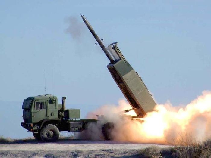 Bệ phóng rốc-két đa nòng M142 HIMARS. Ảnh: Wikipedia