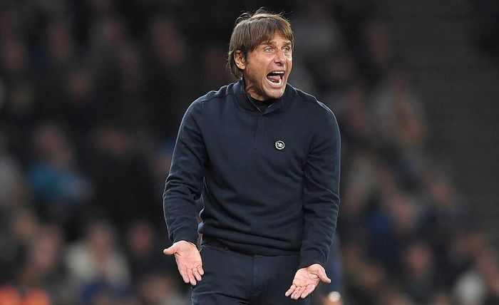 Conte thừa nhận Tottenham luôn gặp khó trước các đối thủ mạnh