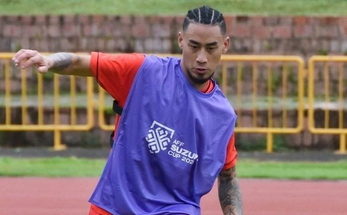 Đội tuyển Lào công bố danh sách triệu tập chuẩn bị AFF Cup mà không có Billy Ketkeophomphone