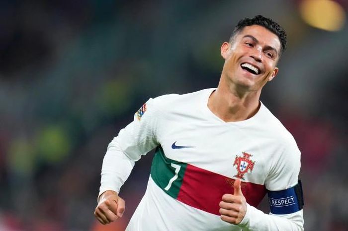 Siêu máy tính dự đoán Bồ Đào Nha của Cristiano Ronaldo sẽ về nhì