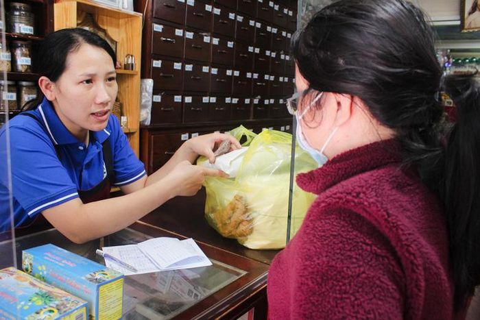 Người dân ngày càng tìm về với phương pháp điều trị cổ truyền