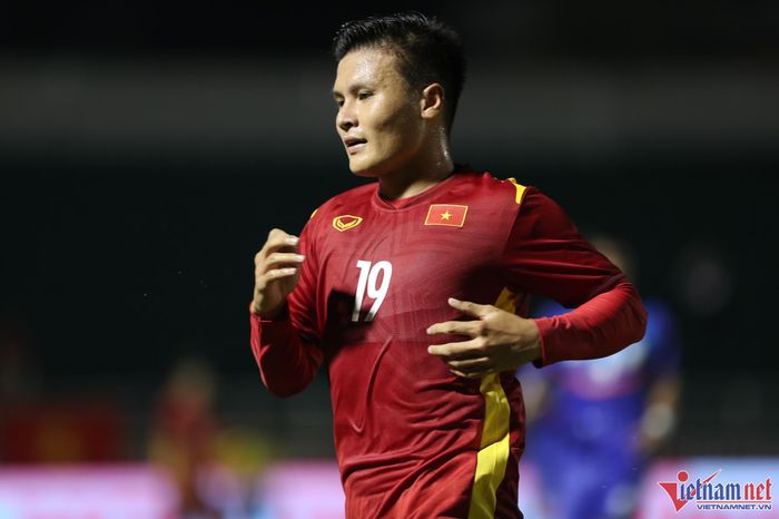 Quang Hải không được Pau nhả về nước dự AFF Cup 2022