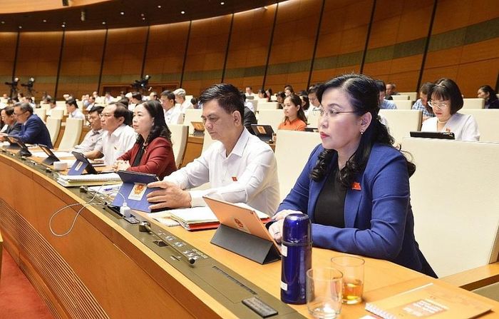 Đại biểu Quốc hội sẽ thảo luận về THTK, CLP trong cả ngày hôm nay.