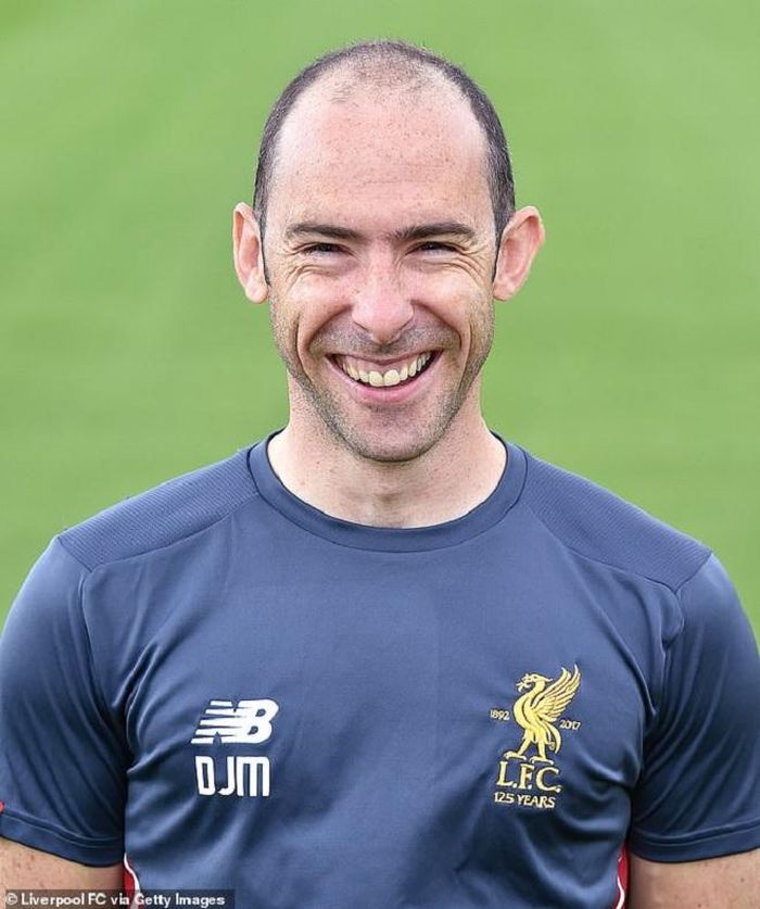 Moxon ra đi khiến Liverpool gặp nhiều khó khăn ở bộ phận y tế