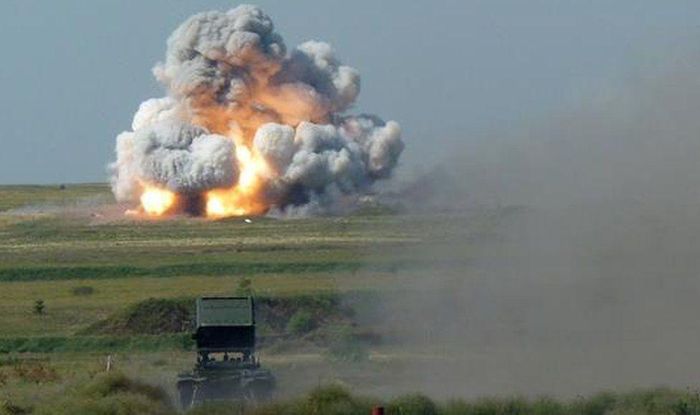 Bài báo nhấn mạnh: “Trong một cuộc chiến tranh giữa các cường quốc có sự tham gia của NATO, Trung Quốc và / hoặc Nga, có thể không còn nơi trú ẩn an toàn về địa lý và những mục tiêu cố định sẽ dễ dàng bị bom, pháo, tên lửa nhắm tới”.