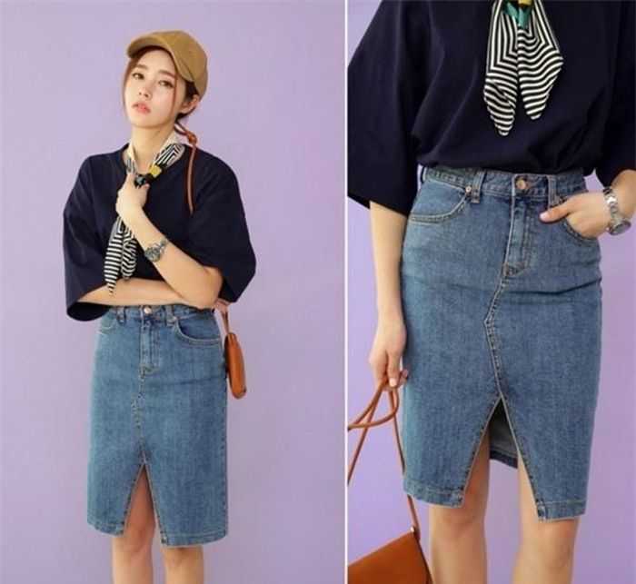 Giới thời trang đang chứng kiến sự hồi sinh mạnh mẽ của chất liệu denim trên các kiểu váy cổ điển, và chân váy denim là một trong số đó. Kiểu váy đang được yêu thích nhất là chân váy denim dài tới đầu gối hoặc chân váy midi, nhìn càng cũ càng tốt, nên bạn hãy tiết kiệm chi phí bằng cách tìm mua chân váy denim ở các khu chợ đồ cũ. Nhưng nếu bạn muốn khoe sự trẻ trung, thoải mái thì mặc chân váy denim ngắn ngang đùi cũng có sự bắt mắt riêng, tốt nhất là chọn kiểu gấu váy tua rua để thêm nét bụi bặm. Cách phối đồ đơn giản và đảm bảo đẹp nhất là mặc chân váy denim với áo phông, có thể là áo phông tông màu xanh tím than để tạo hiệu ứng monochrome.