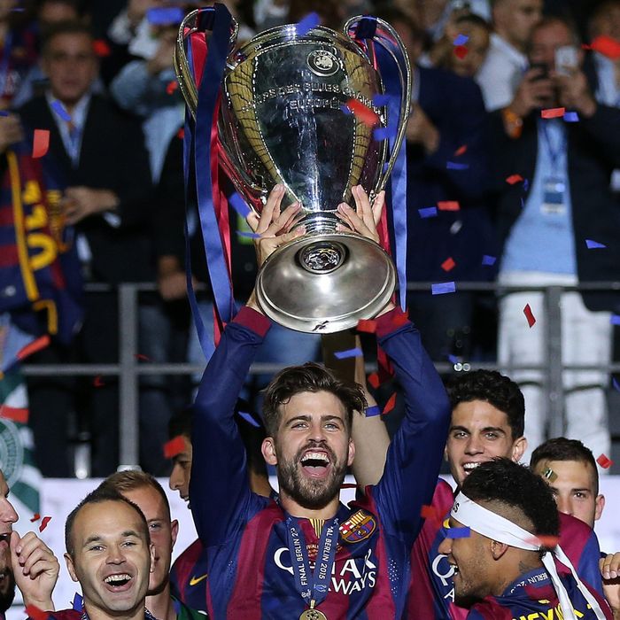 Tại Barca, Pique đã chinh phục 31 danh hiệu 