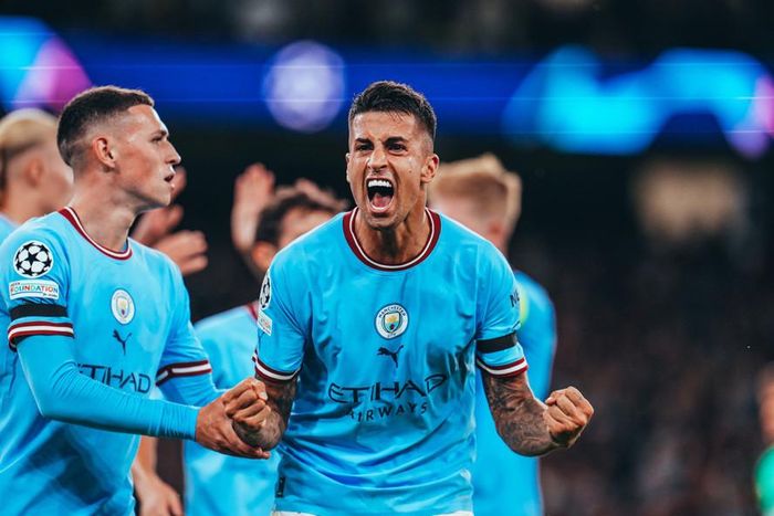 Cancelo hạnh phúc tại Man City