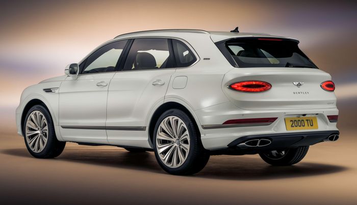  Bentayga Odyssean Edition được chế tạo dựa trên Bentayga Hybrid. Việc sản xuất dự kiến bắt đầu từ quý I/2023. 