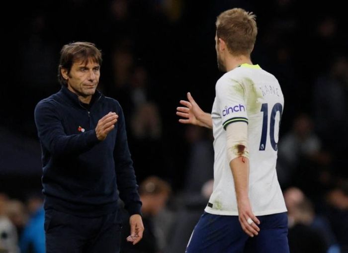 Nhà cầm quân người Ý kêu gọi cổ động viên Tottenham ủng hộ đội bóng