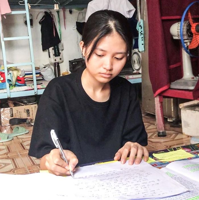  Phan Thị Minh luôn đam mê học tập - Ảnh: NVCC 